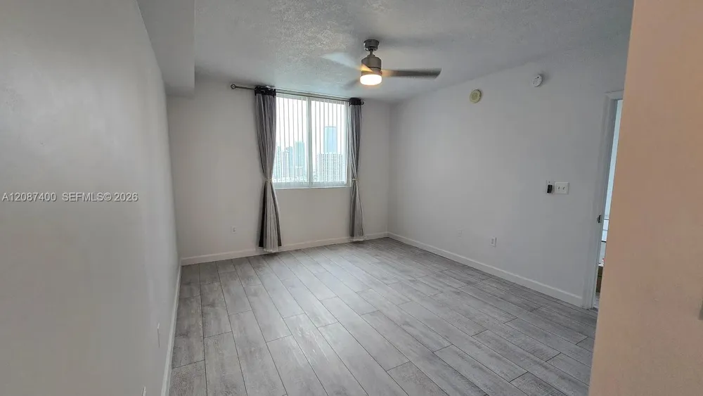 275 NE 18th St #PH-10 Miami, FL 33132