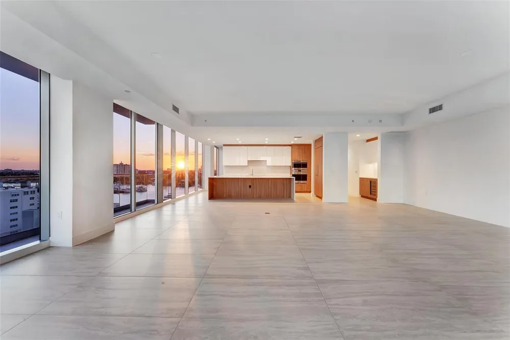 153 SEABREEZE BOULEVARD #902 Fort Lauderdale, FL 33304