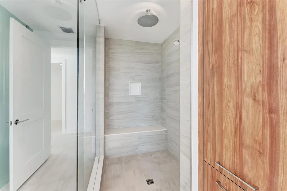 153 SEABREEZE BOULEVARD #902 Fort Lauderdale, FL 33304
