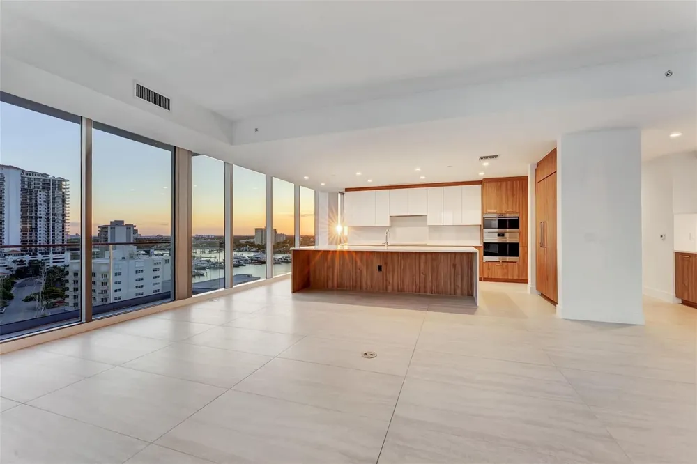 153 SEABREEZE BOULEVARD #902 Fort Lauderdale, FL 33304