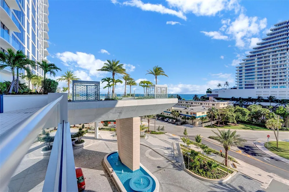 153 SEABREEZE BOULEVARD #902 Fort Lauderdale, FL 33304