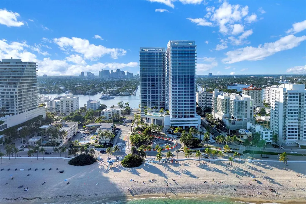 153 SEABREEZE BOULEVARD #902 Fort Lauderdale, FL 33304