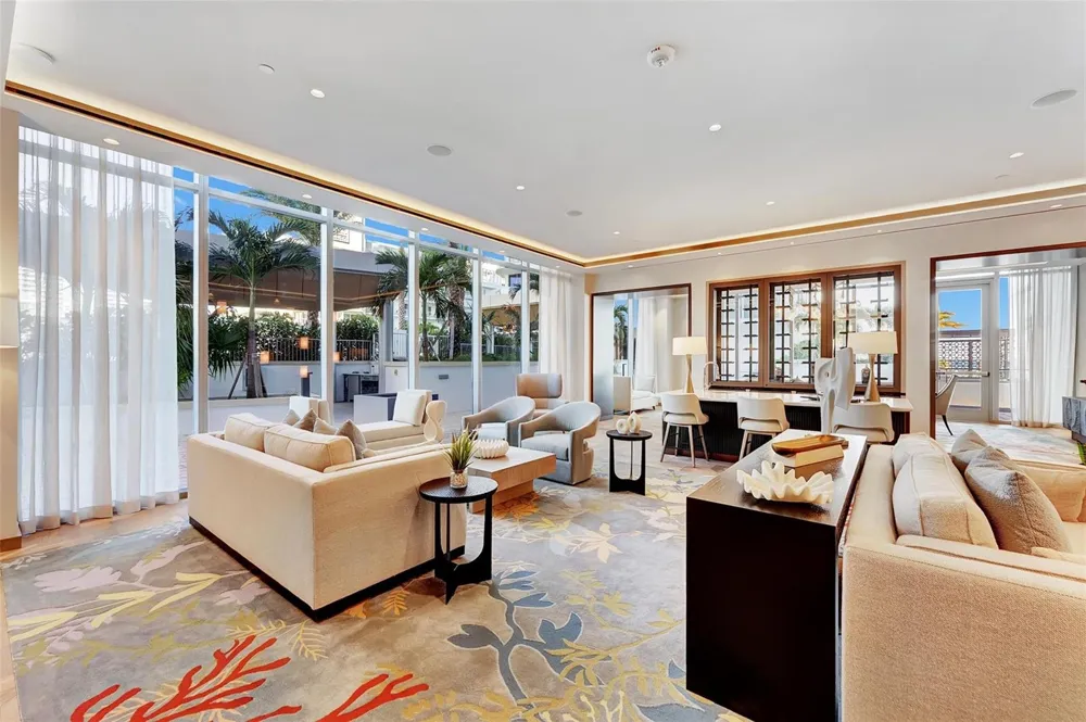 153 SEABREEZE BOULEVARD #902 Fort Lauderdale, FL 33304