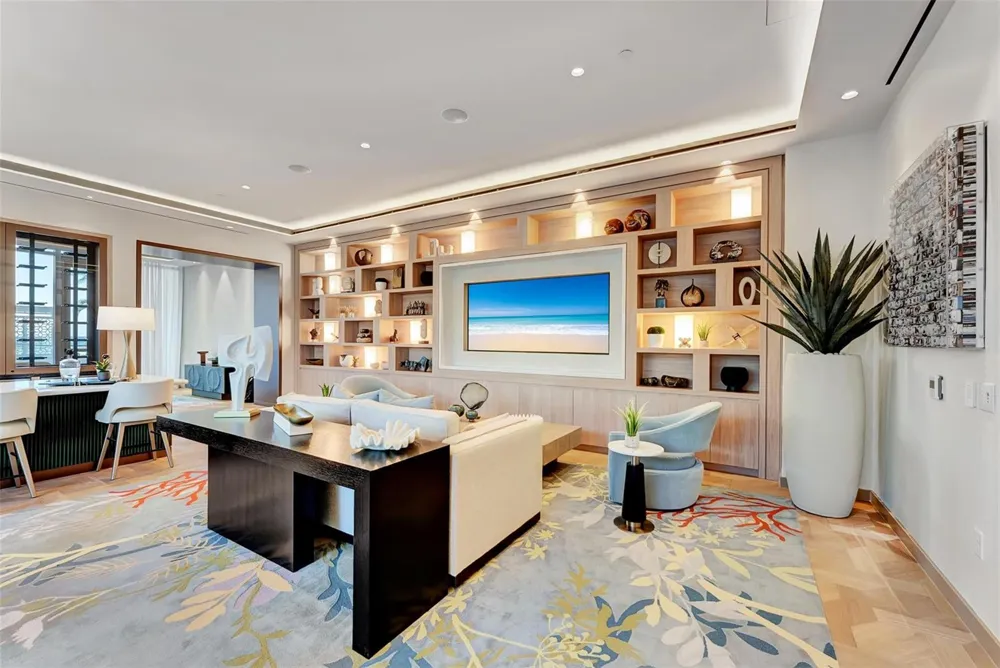 153 SEABREEZE BOULEVARD #902 Fort Lauderdale, FL 33304