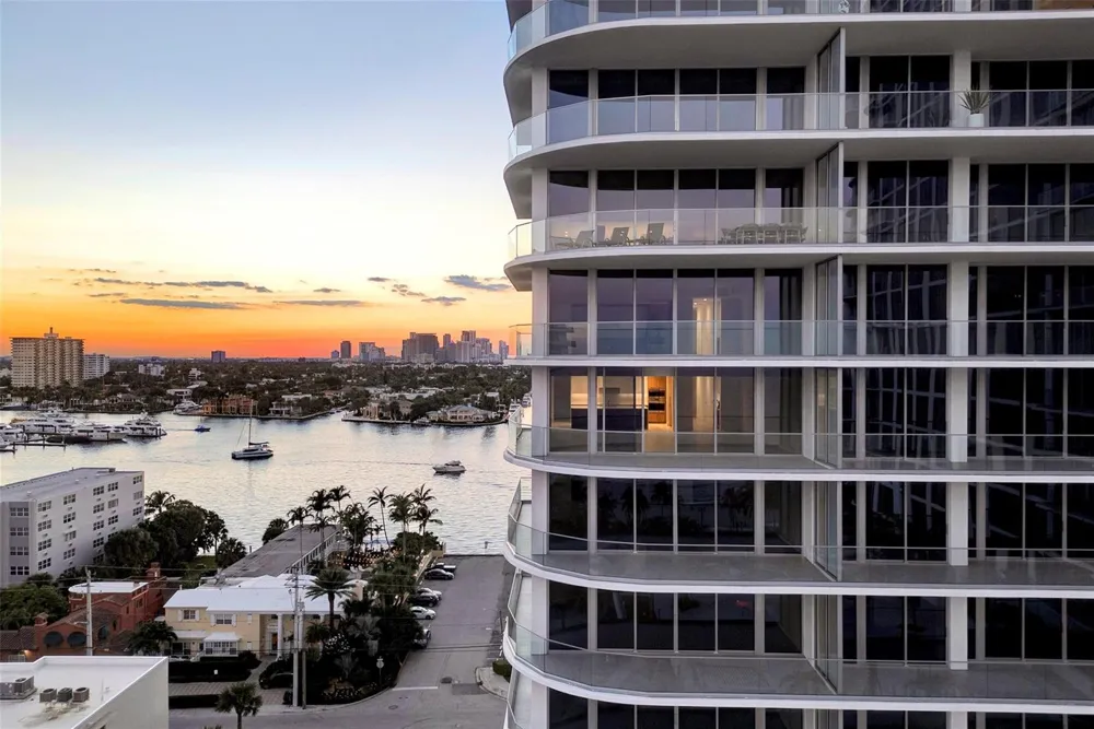 153 SEABREEZE BOULEVARD #902 Fort Lauderdale, FL 33304