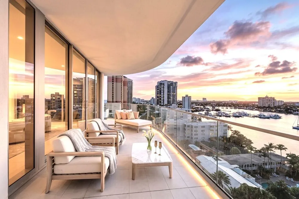 153 SEABREEZE BOULEVARD #902 Fort Lauderdale, FL 33304