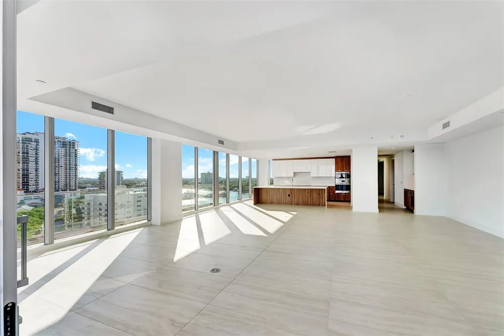 153 SEABREEZE BOULEVARD #902 Fort Lauderdale, FL 33304