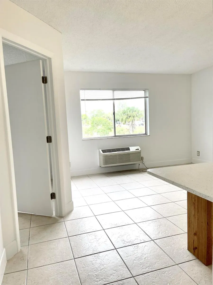 3822 University Drive #3822 Coral Springs, FL 33065