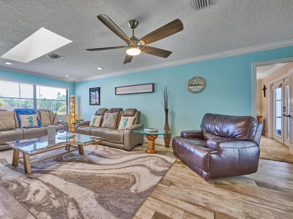 708 Weldwood Road Jupiter, FL 33458