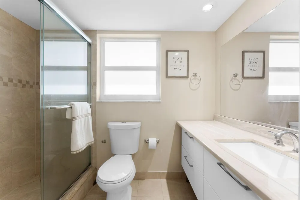 4007 Cypress Drive #208 Pompano Beach, FL 33069