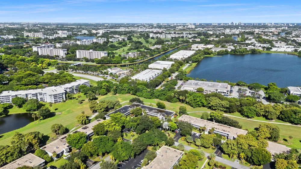 4007 Cypress Drive #208 Pompano Beach, FL 33069