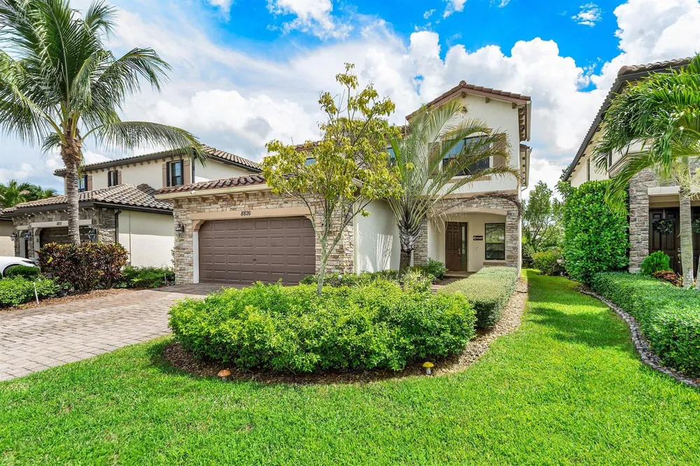 8826 Sea Chase Drive Lake Worth, FL 33467
