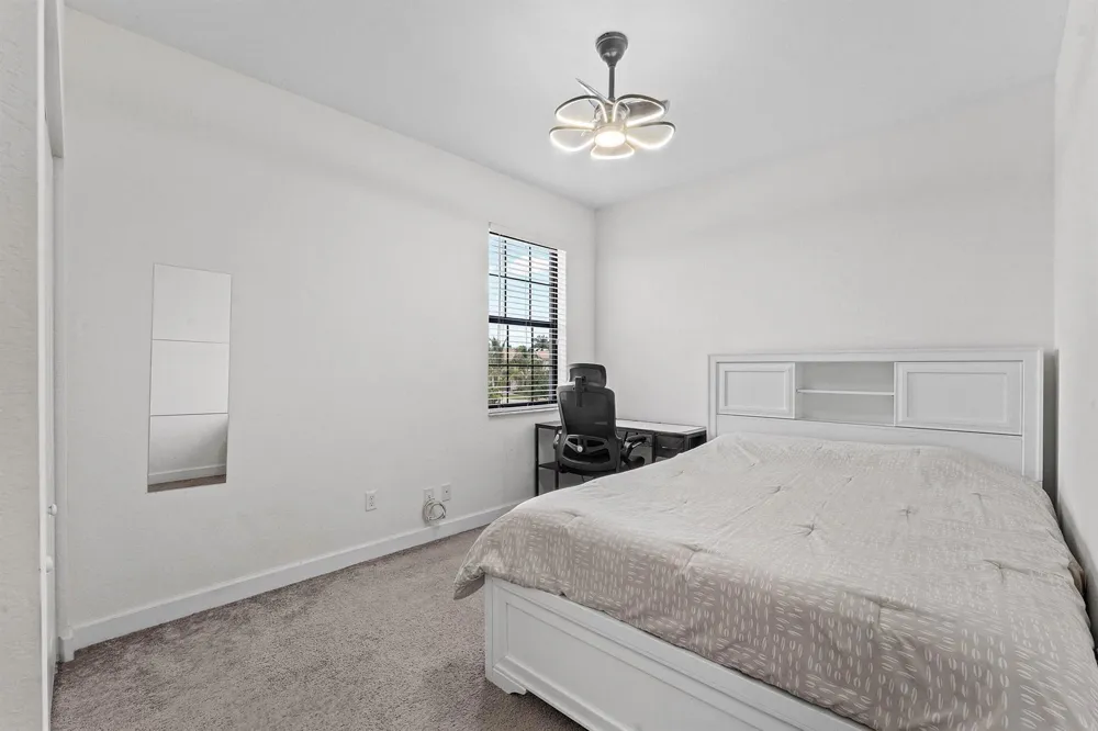 8826 Sea Chase Drive Lake Worth, FL 33467