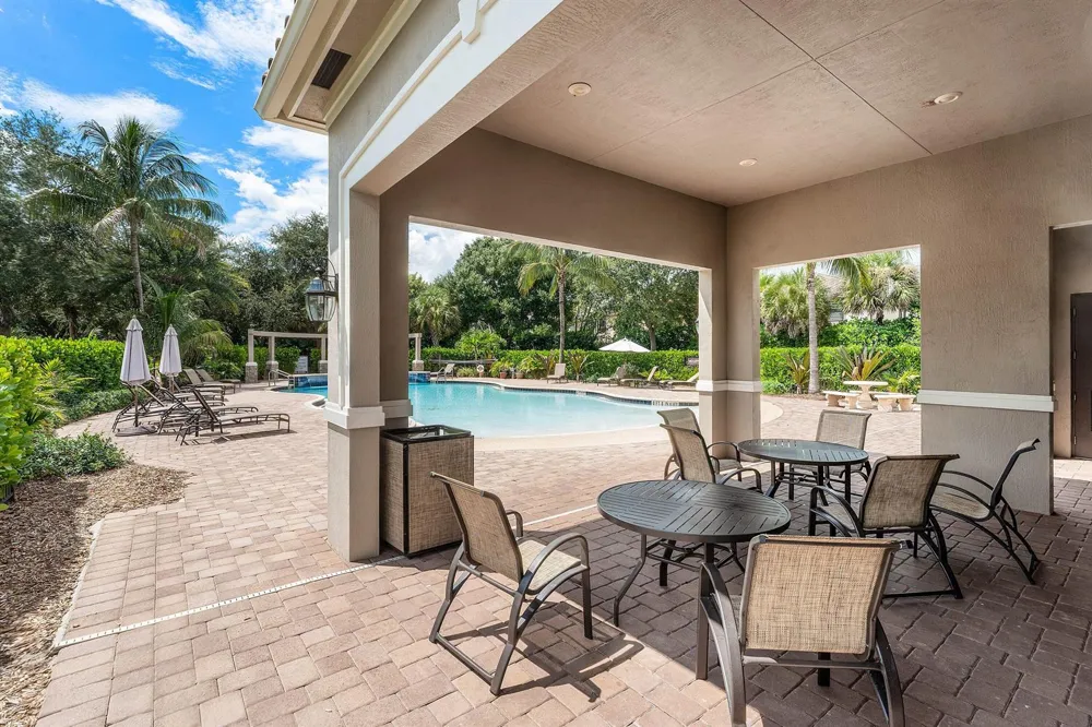 8826 Sea Chase Drive Lake Worth, FL 33467