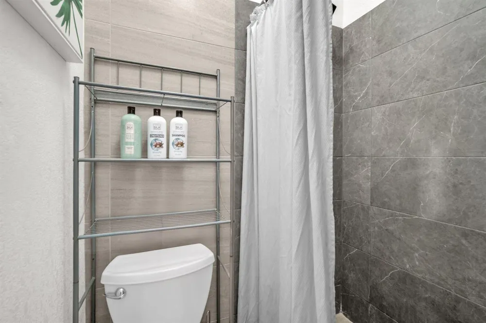 461 NW 17TH PLACE Fort Lauderdale, FL 33311
