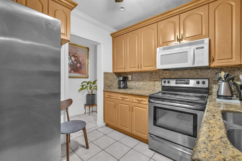 461 NW 17TH PLACE Fort Lauderdale, FL 33311