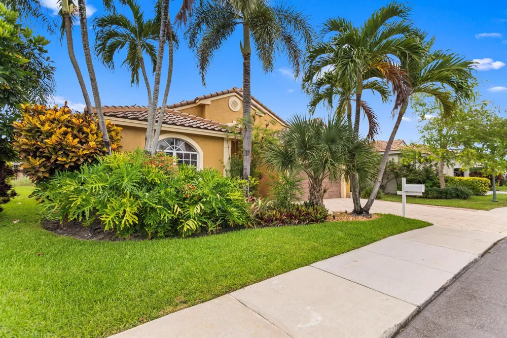 3254 NW 22ND AVENUE Oakland Park, FL 33309