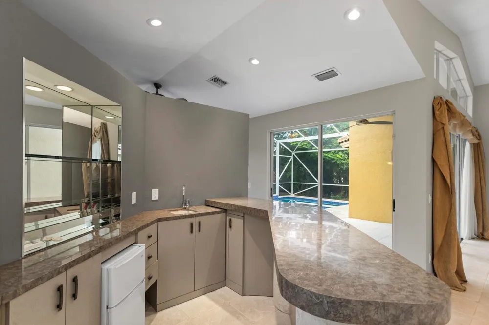 3254 NW 22ND AVENUE Oakland Park, FL 33309