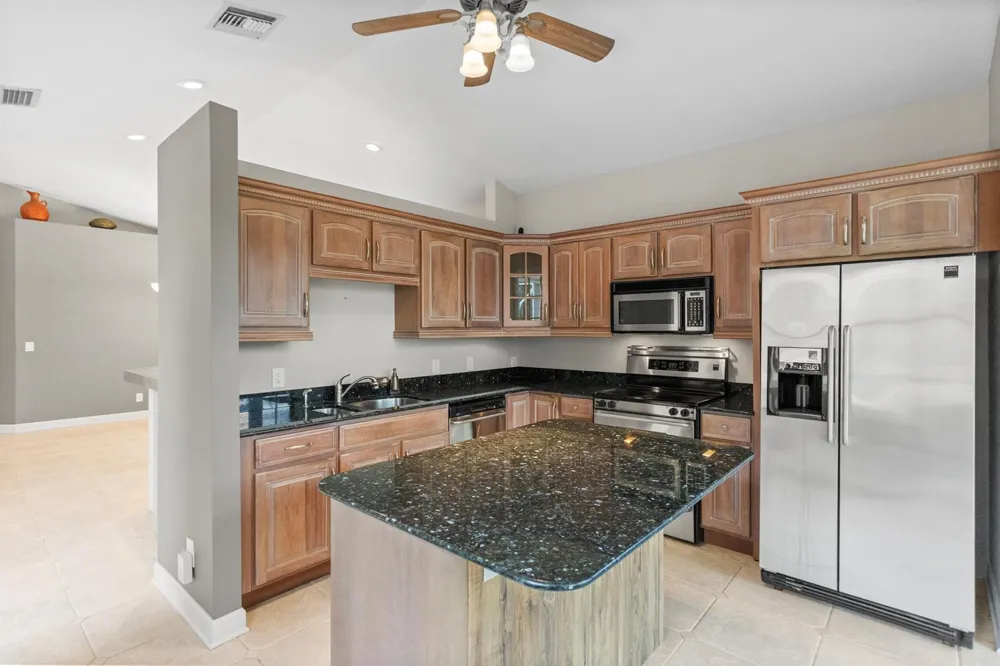 3254 NW 22ND AVENUE Oakland Park, FL 33309