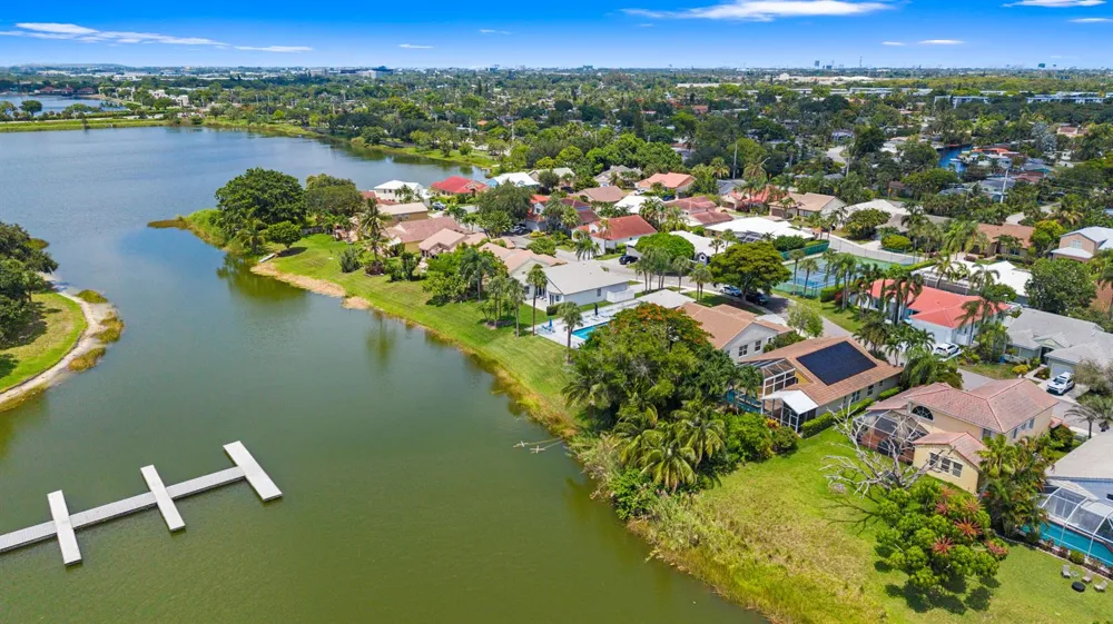 3254 NW 22ND AVENUE Oakland Park, FL 33309