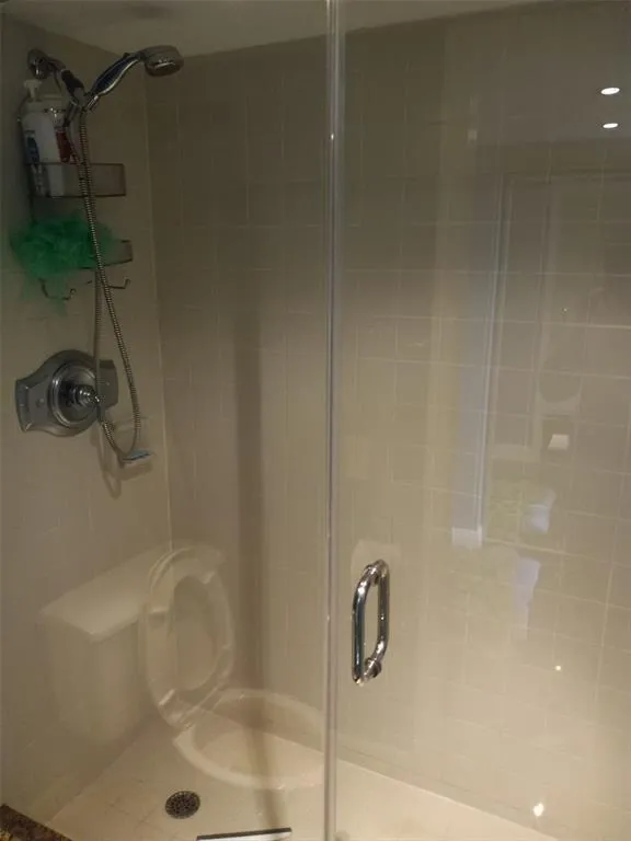 105 LAKE EMERALD DRIVE #711 Oakland Park, FL 33309