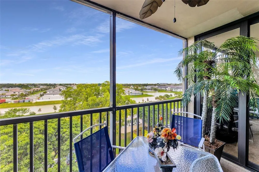 105 LAKE EMERALD DRIVE #711 Oakland Park, FL 33309