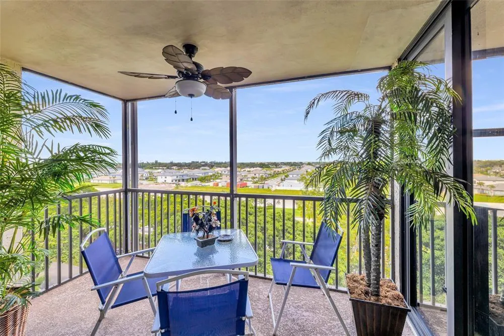 105 LAKE EMERALD DRIVE #711 Oakland Park, FL 33309