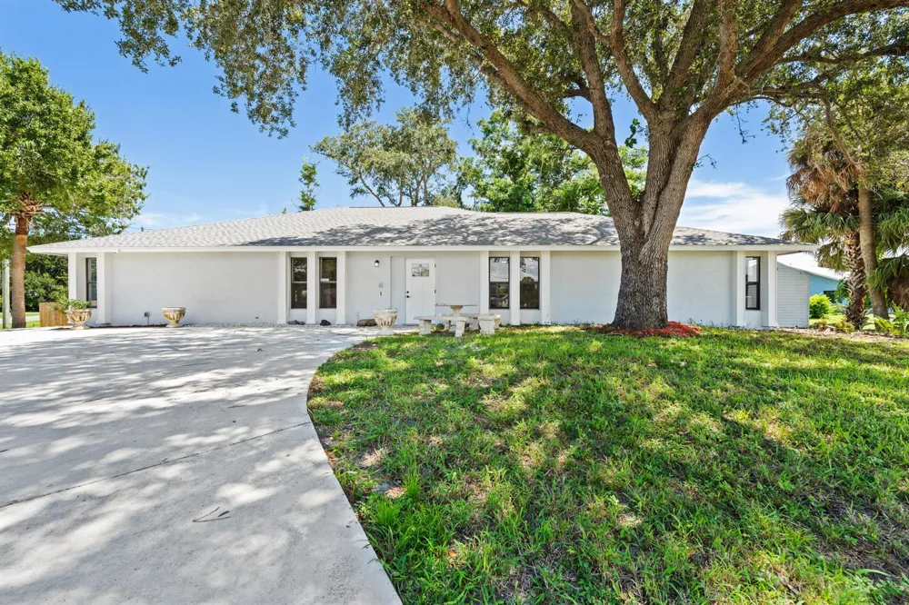 4800 MYRTLE DRIVE Fort Pierce, FL 34982