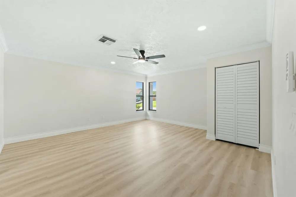 4800 MYRTLE DRIVE Fort Pierce, FL 34982