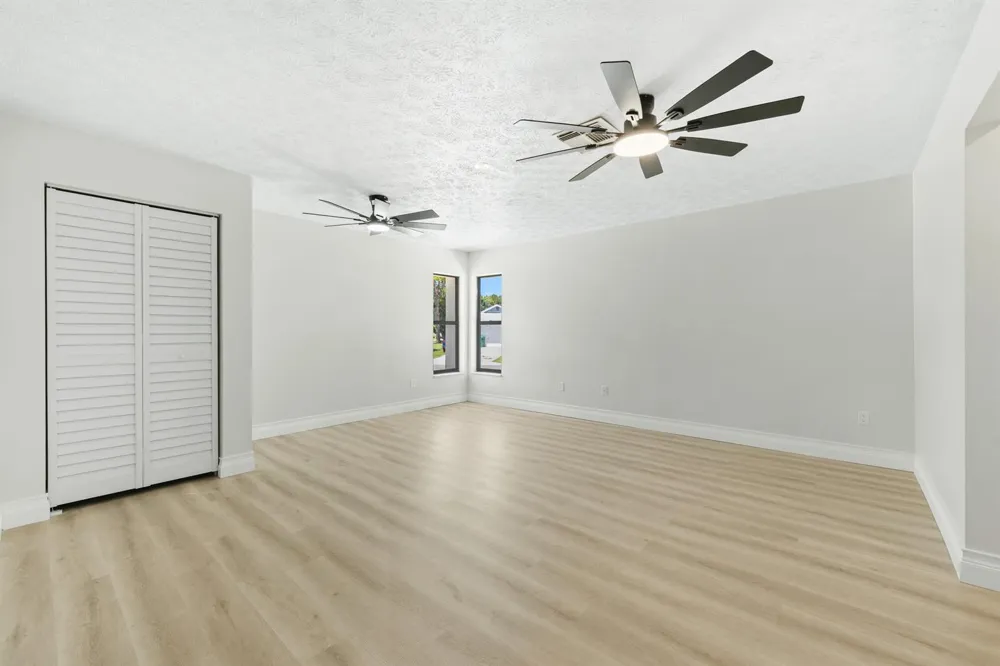 4800 MYRTLE DRIVE Fort Pierce, FL 34982