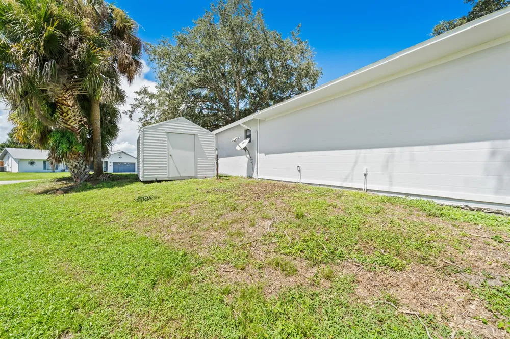 4800 MYRTLE DRIVE Fort Pierce, FL 34982