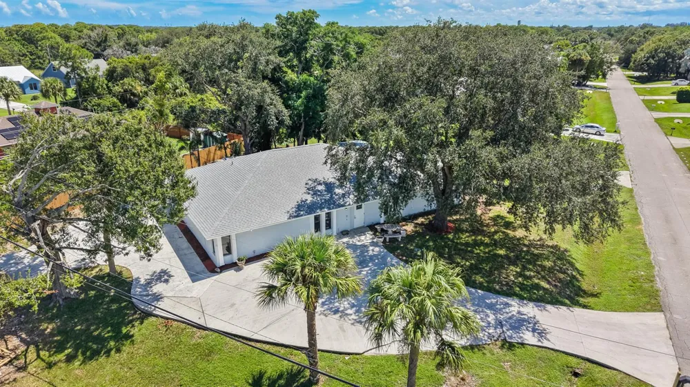 4800 MYRTLE DRIVE Fort Pierce, FL 34982