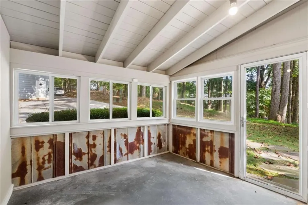 6442 Ford Road Flowery Branch, GA 30542