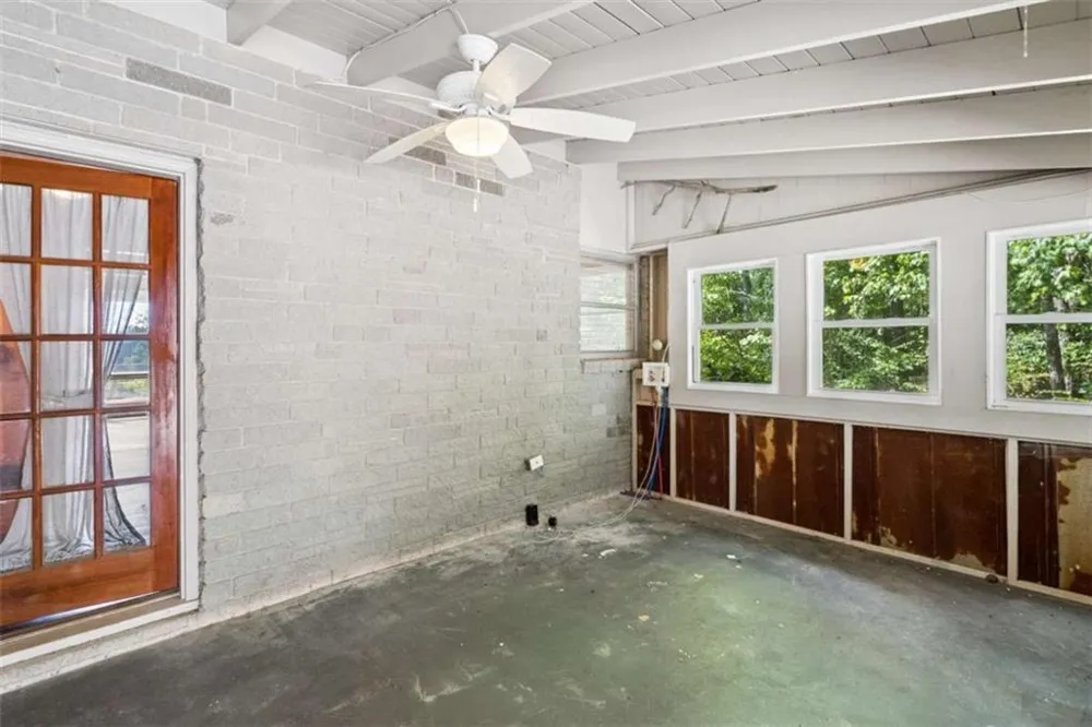 6442 Ford Road Flowery Branch, GA 30542