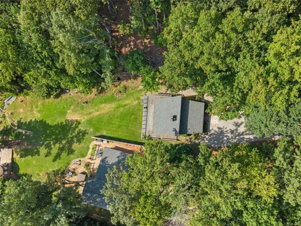 6442 Ford Road Flowery Branch, GA 30542