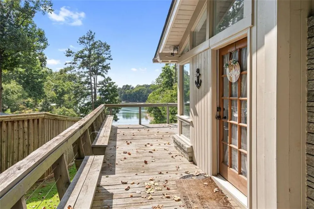 6442 Ford Road Flowery Branch, GA 30542