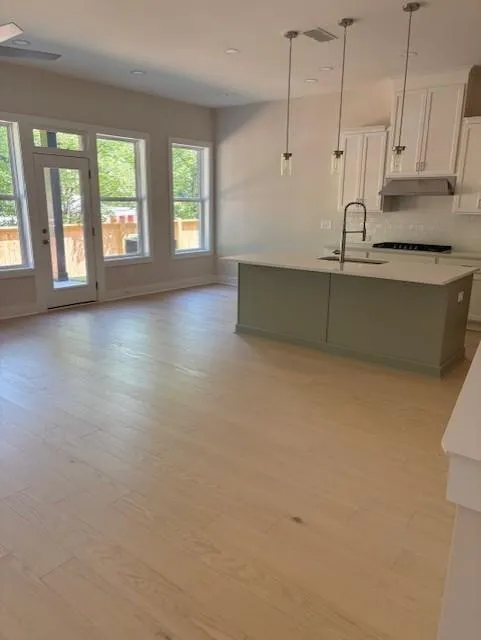 2560 Silver Star Drive Marietta, GA 30066