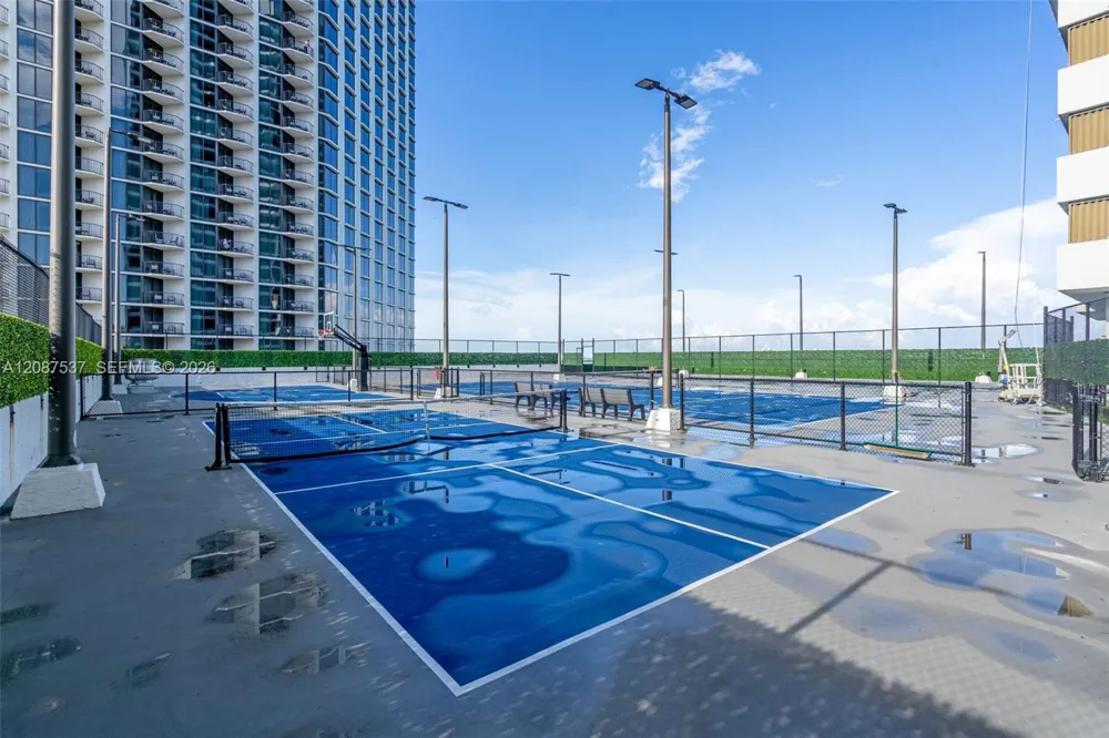 555 NE 15th St #PH-D Miami, FL 33132