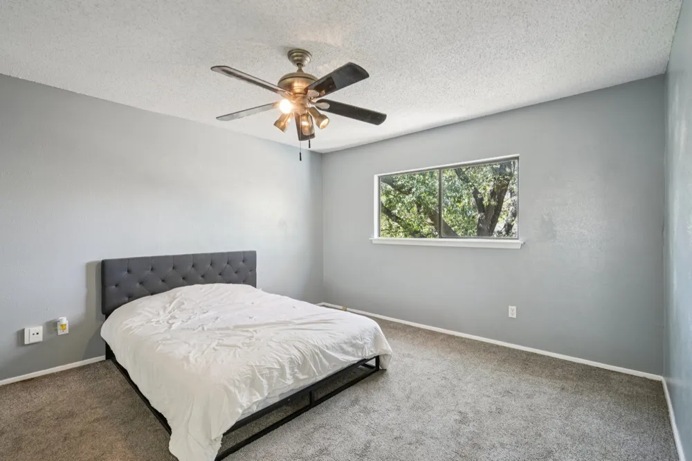 2307 Harrington Court Euless, TX 76039