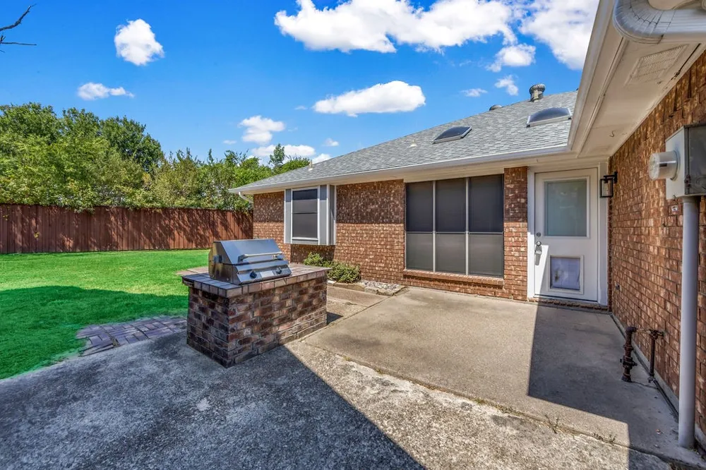4807 Alberta Circle Sachse, TX 75048