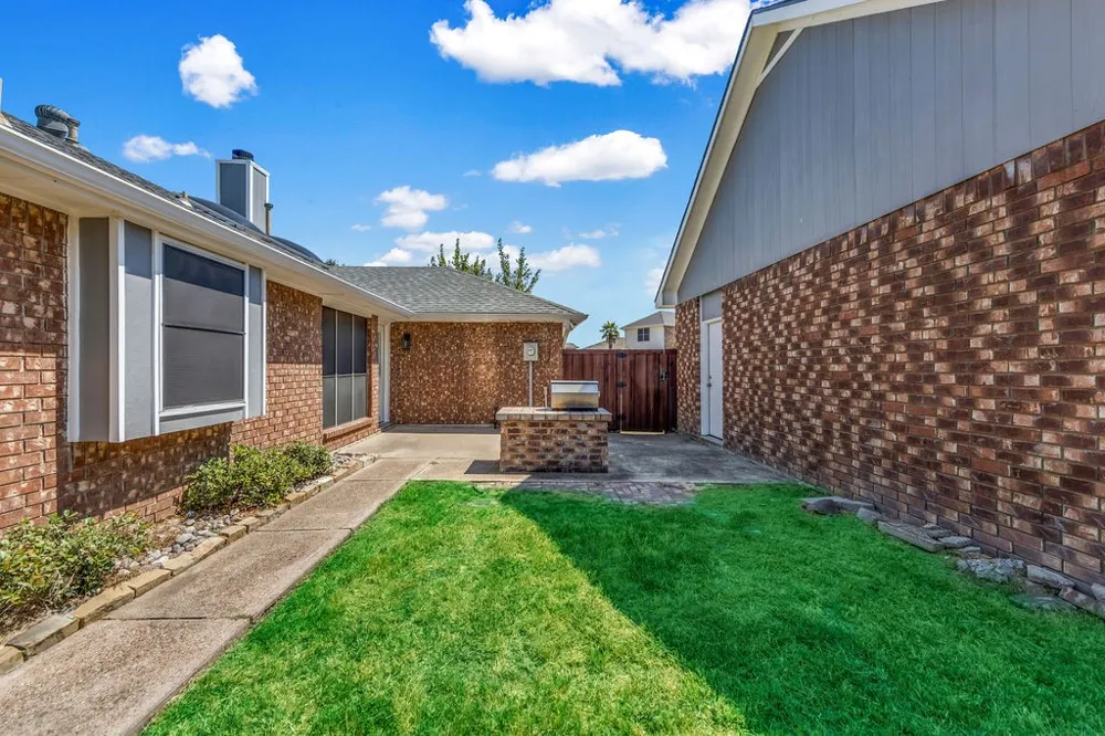 4807 Alberta Circle Sachse, TX 75048