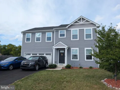 132 SWITCHGRASS COURT