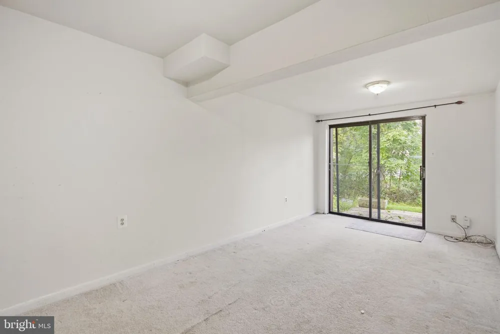 5405 WHITE MANE Columbia, MD 21045
