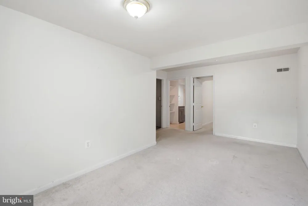 5405 WHITE MANE Columbia, MD 21045