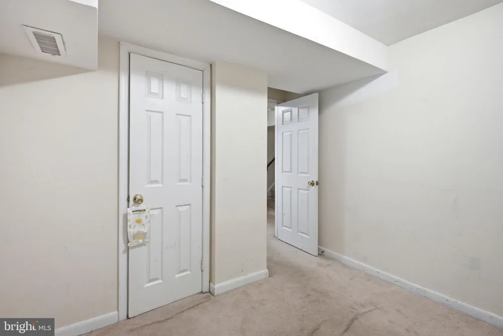5405 WHITE MANE Columbia, MD 21045