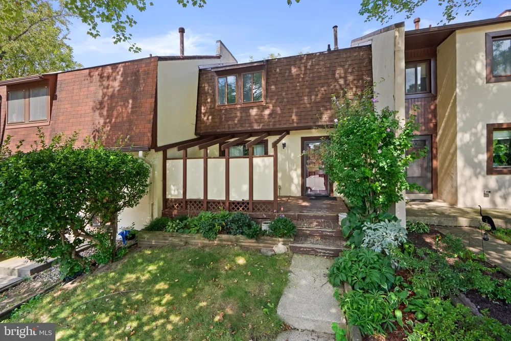 5405 WHITE MANE Columbia, MD 21045