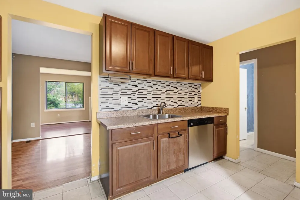 5405 WHITE MANE Columbia, MD 21045