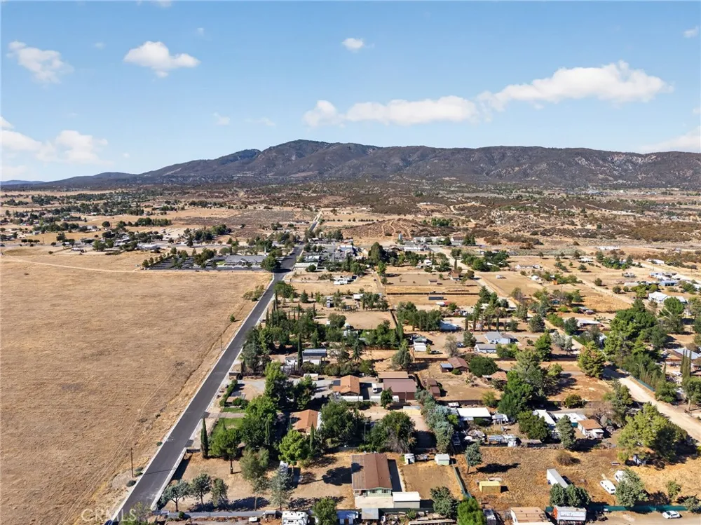 39346 Contreras Anza, CA 92539