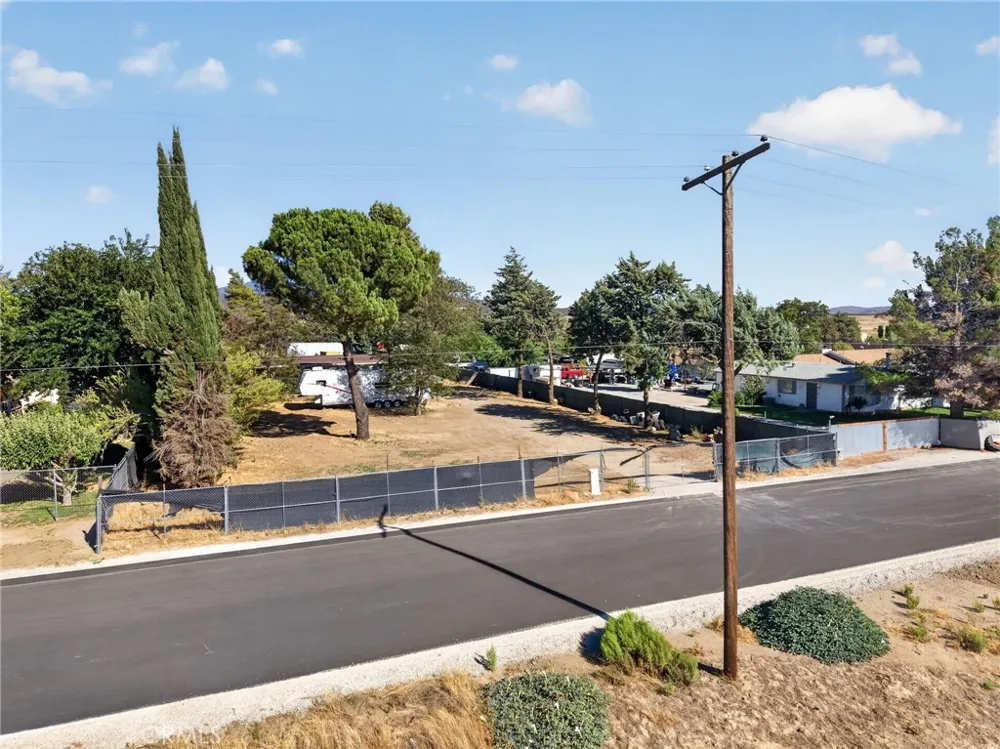39346 Contreras Anza, CA 92539