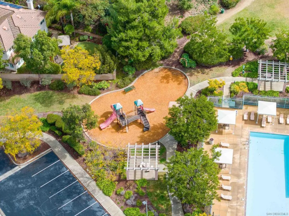 10394 Valley Waters Dr Spring Valley, CA 91978